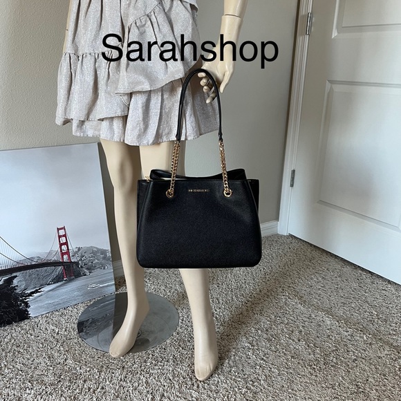 🌼Michael Kors Set - Picture 8 of 16